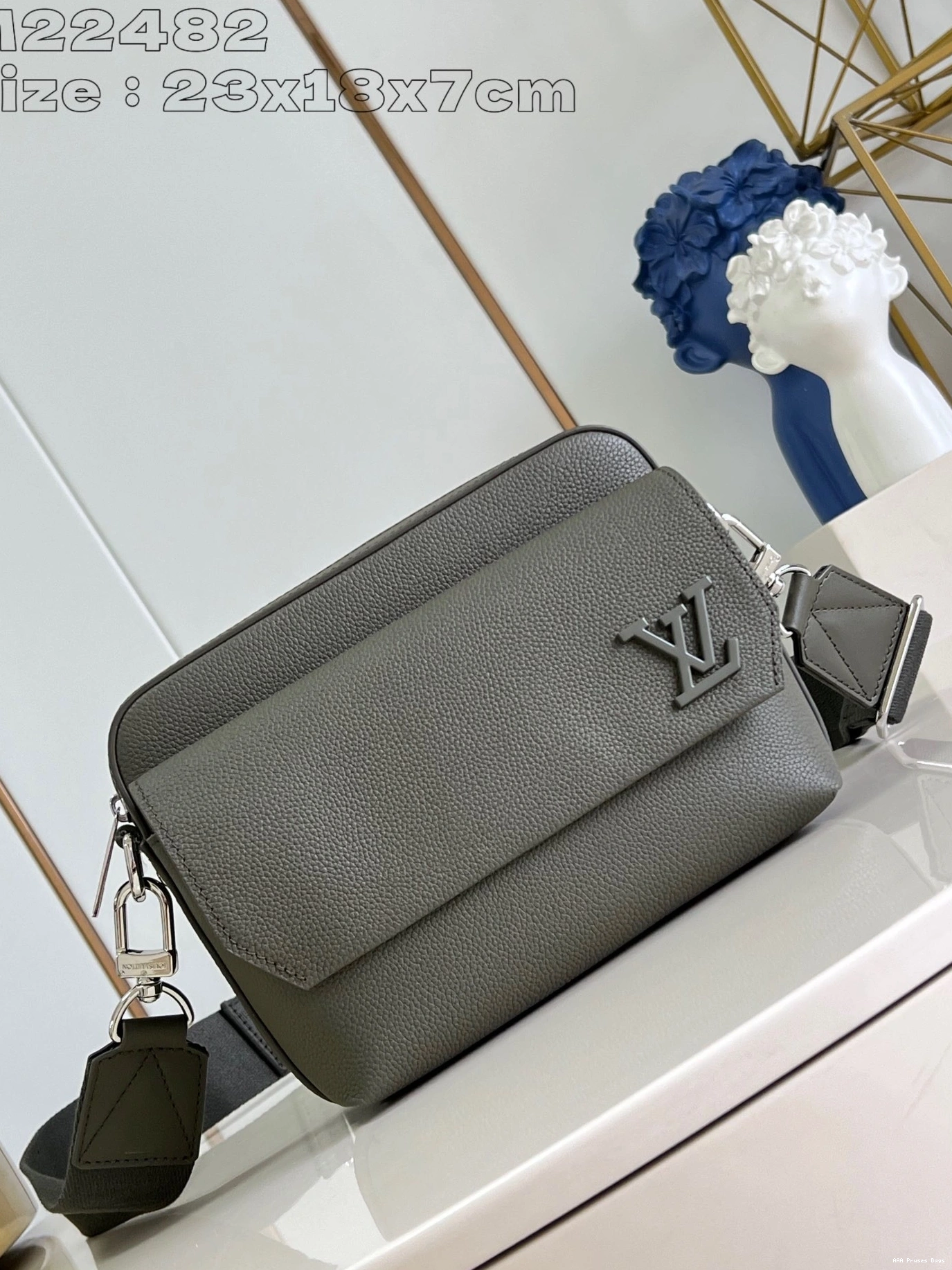 AAA Pruses Bags Fastline Messenger-23.5*18*7CM VUITTON LOUIS 0718